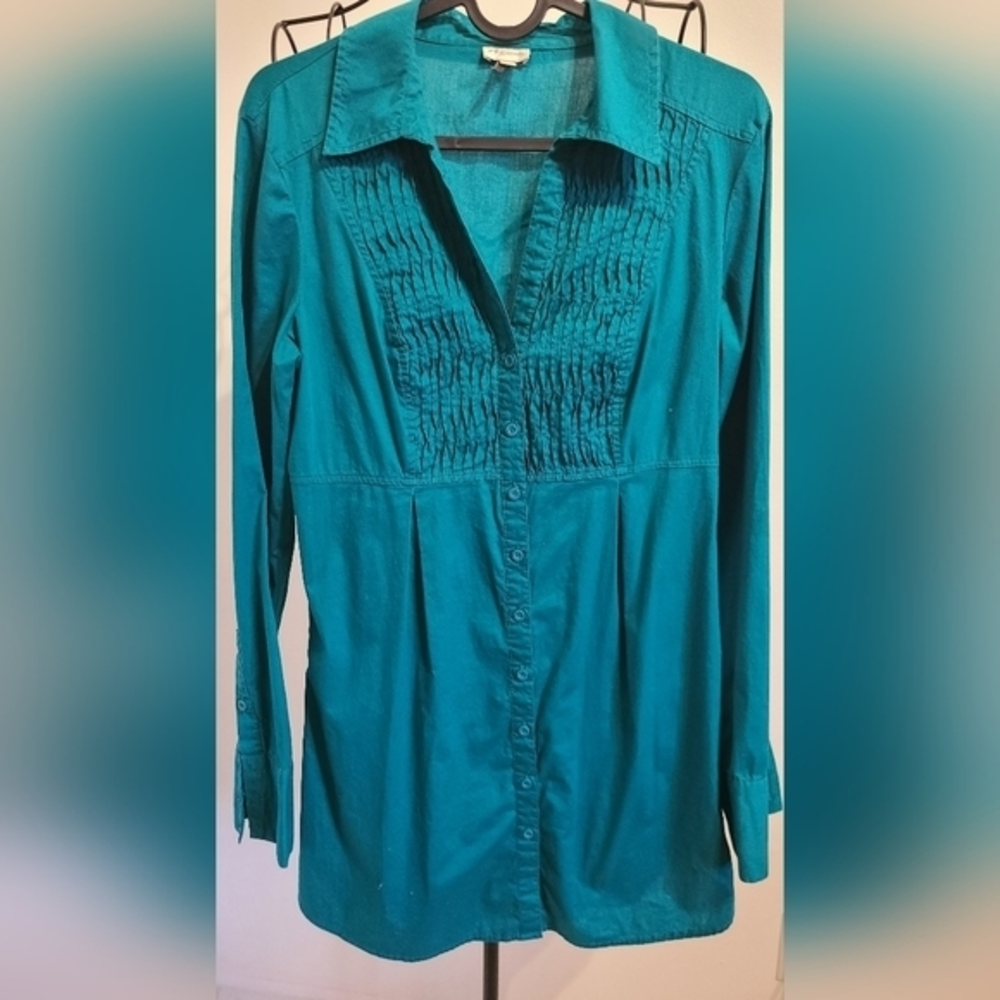 Long sleeve aqua button shirt